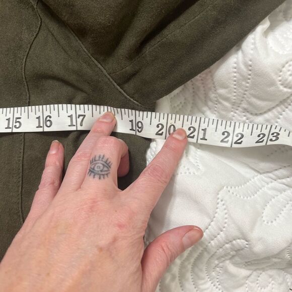 EILEEN FISHER Goat Suede Open Blazer
Jacket Green Large - Picture 7 of 16